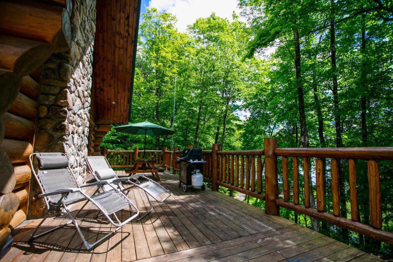 Domaine La Cedriere Villa Grenville-Sur-La-Rouge ภายนอก รูปภาพ